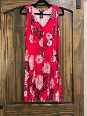 Premise Red Floral V-Neck Midi Dress
